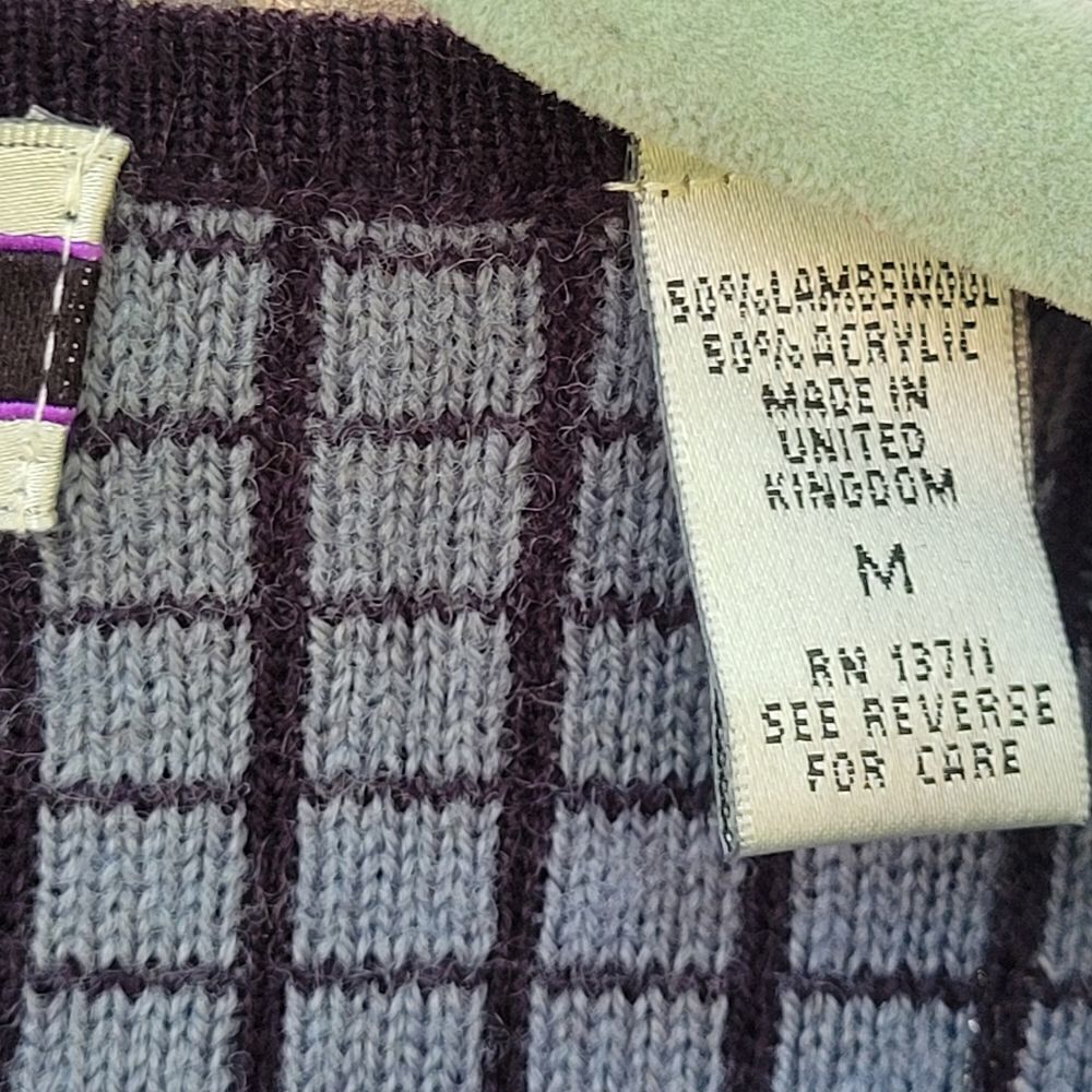 Amada Smith Sweater - Picture 3 of 9